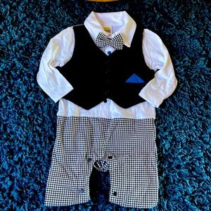 NWOT Baby Boy Suit